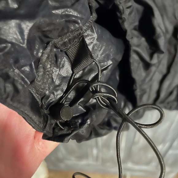 Patagonia black windbreaker jacket size large - Picture 7 of 7